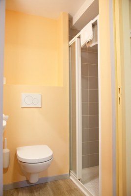 chambre simple douche